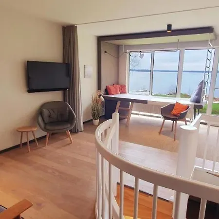 Grosse Fewo-suite Nordlicht Mit Kanu, Direkte Seelage Appartement *